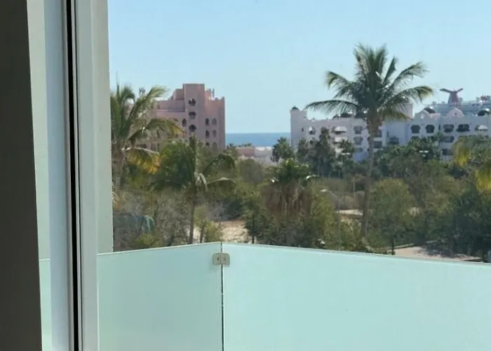 3 Recamaras En Marea Cabos Playa Médano Csl *
